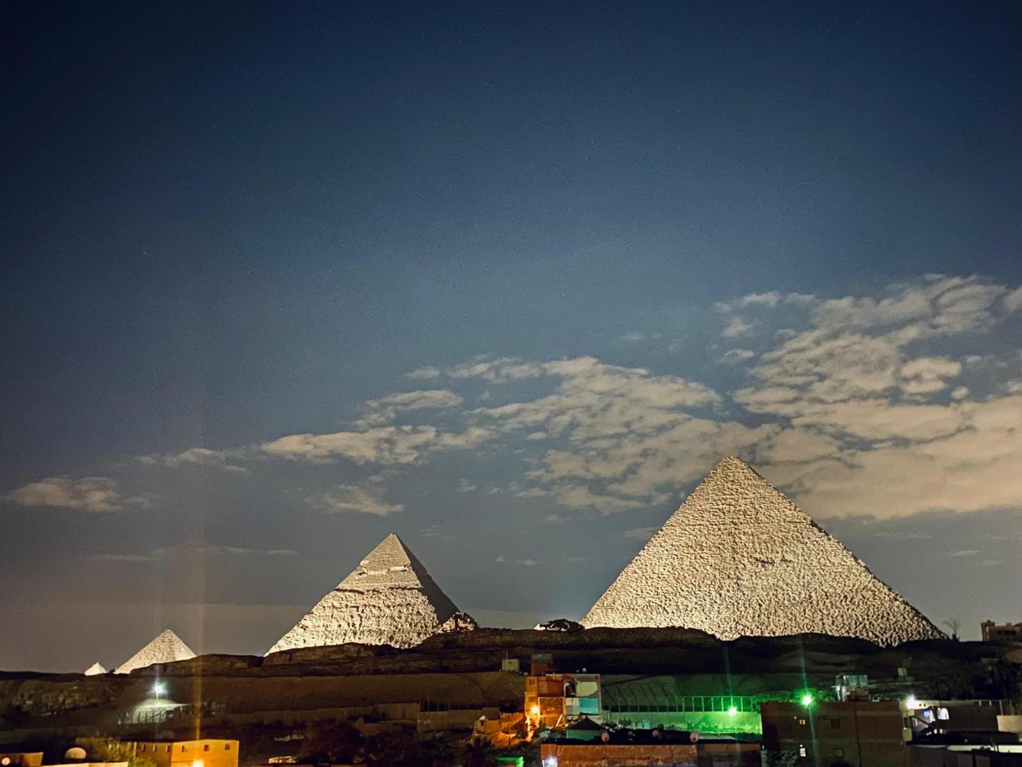 Isis Pyramids View Inn Kafret el-Gabal エクステリア 写真
